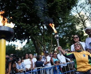 Desfile do 2 de Julho se encerra com caboclos no Campo Grande