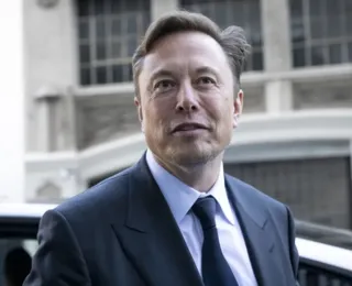 Elon Musk volta  a ser a pessoa mais rica do mundo