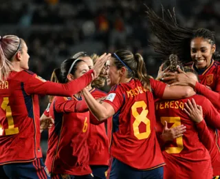 Espanha goleia Zâmbia e garante classificação para oitavas