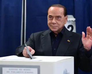 Ex-premiê italiano, Silvio Berlusconi morre aos 86 anos