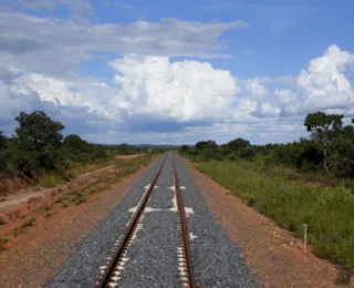 Ferrovia motiva corredor logístico