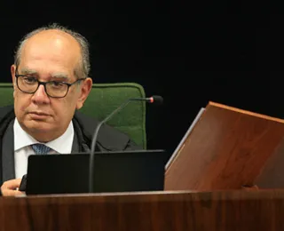 Gilmar Mendes anula arquivamento de ação contra Bolsonaro