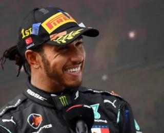 Hamilton tem acordo para renovação com a Mercedes