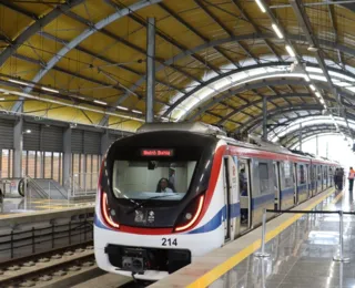 Metrô adota horário especial de funcionamento neste domingo