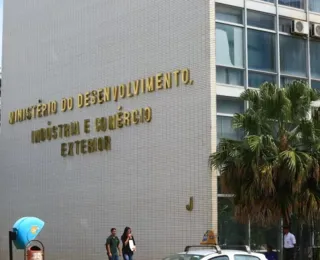 Ministério comandado por Alckmin é evacuado após suspeita de bomba