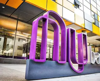 Nubank anuncia demissão de quase 300 funcionários no Brasil