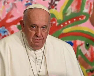 Papa Francisco deixará hospital 'nos próximos dias'