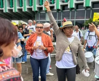 Professores da rede estadual anunciam mobilização na Alba para terça