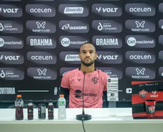 Provável titular contra Guarani, João Victor vai "reencontrar amigos"