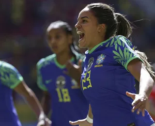 Seleção feminina goleia Chile em último jogo antes da Copa do Mundo