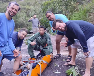 Turista é resgatado após cair durante escalada em Lençóis