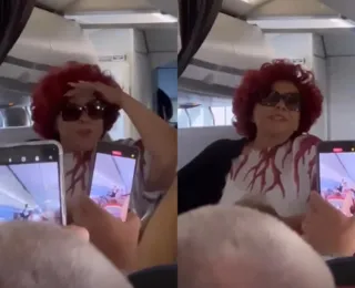 Vídeo: Alcione canta para passageiros em avião que aguardava reparos