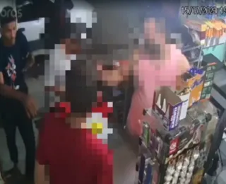 Vídeo: homens armados assaltam mercadinho em Salvador