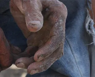 Vinte pessoas são flagradas em situação de trabalho irregular na Bahia