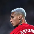 Antony é afastado do Manchester United após acusação de agressão imagem