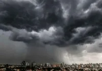 17 estados e DF estão sob alerta de chuvas fortes e temporais