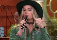 Adriane Galisteu revela que ex-peões terão nova chance em 'A Fazenda'