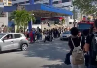 Alarme de incêndio causa pânico e deixa feridos em faculdade