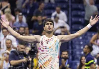 Alcaraz vence Zverev e vai enfrentar Medvedev nas semifinais