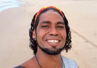 Ambulante é morto enquanto segurava criança em Praia do Forte