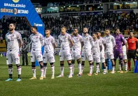 Após derrota no sul, Vitória volta para Salvador e pensa no Guarani