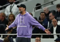 Após erro do VAR, Klopp pede que jogo contra Tottenham seja refeito