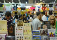 Bienal do Livro vende 5,5 milhões de exemplares em 10 dias