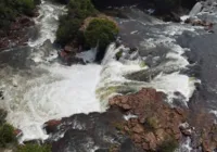 Cachoeira da Velha proporciona um espetáculo de queda d'água