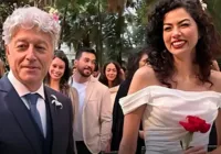 Caco Barcelos e a promotora Carla Tilley se casam em São Paulo