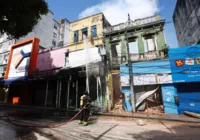 Casarão e loja são atingidos por incêndio na Avenida Sete de Setembro