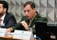 Cid confessa ter entregue dinheiro de joias a Bolsonaro, diz revista