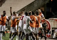 Cirúrgico, Vitória vence o Ituano fora de casa e segue líder da B