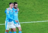 City goleia Bournemouth e é líder provisório da Premier League