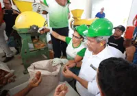 Comunidades rurais de Pindobaçu recebem unidades produtivas