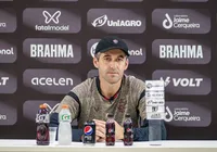 Condé despista sobre time titular e prevê jogo difícil contra o Ituano