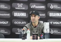 Condé fala sobre desfalques e avalia Série B: "Ninguém tem vida fácil"