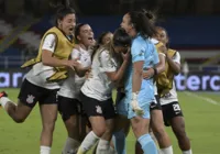 Corinthians bate Inter nos pênaltis e enfrentará o Palmeiras na final