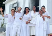 Em Salvador, Nanda Costa vai ao Terreiro do Gantois pela 1ª vez