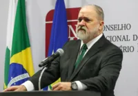 Em despedida, Aras defende que PGR 'mantém equilíbrio democrático'