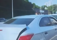 Engavetamento com cinco carros deixa trânsito lento na ACM