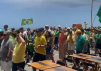 Fora Lula: manifestantes se reúnem no Farol da Barra contra governo