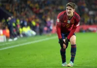 Gavi rompe ligamento do joelho, dá adeus à temporada e preocupa Barça
