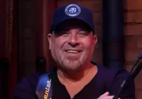 Gravações do The Noite são canceladas devido situação de Mingau