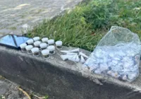 Homem é preso por suspeita de tráfico de drogas em Itapuã