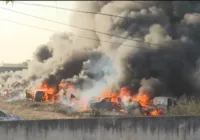 Incêndio atinge complexo do Derba em Feira de Santana
