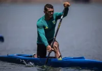 Isaquias Queiroz leva medalha de prata na canoagem de velocidade