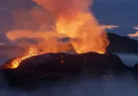 Islândia evacua cidade após registrar mais de mil tremores de terra