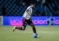 Iury Castilho será submetido a exame de imagem nesta quarta, 1