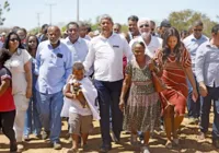 Jerônimo inaugura estrada que vai beneficiar quilombolas; Veja o vídeo