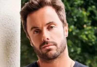 Kayky Brito tentou beijar rosto de mulher antes do acidente